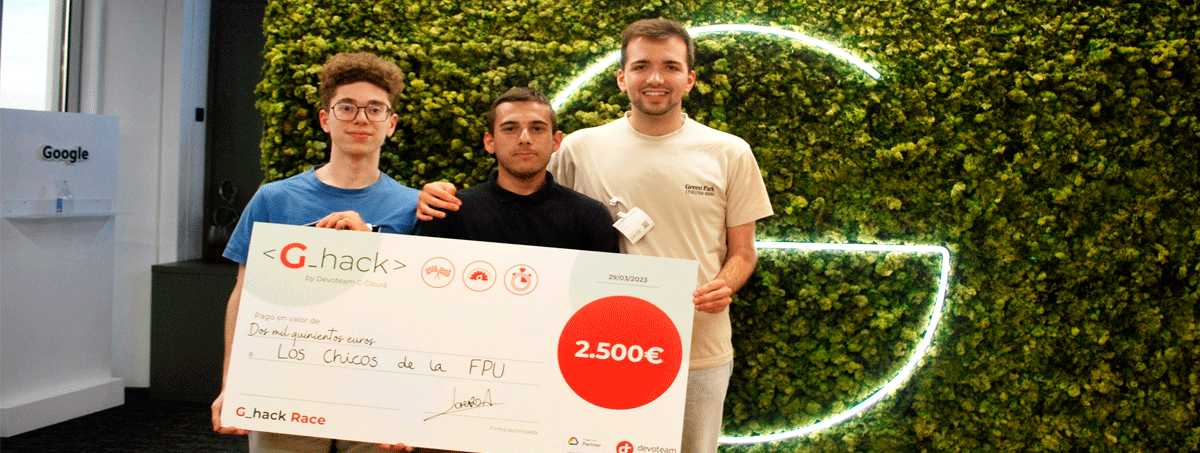 Estudiantes de doctorado ganan la competición G Hack Hackathon
